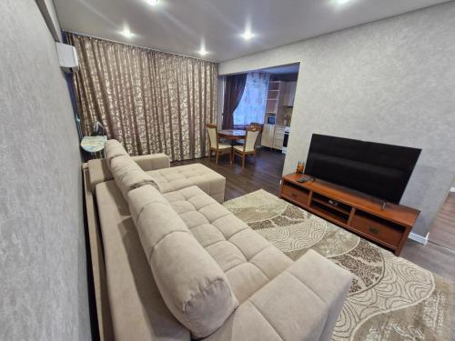 Apartments on 23,1 Nаzarbaeva Ave – khách sạn tại Ust-Kamenogorsk