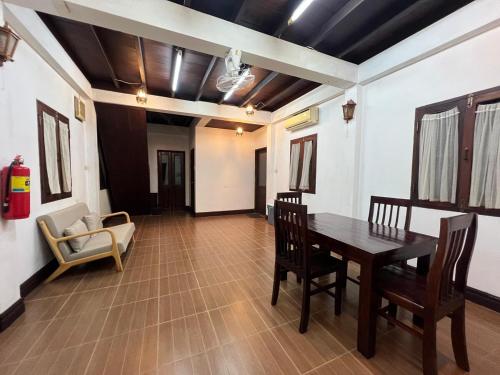 Mary's House Xiengthong - Nong Khiaw Mary's House Xiengthong - Nong Khiaw