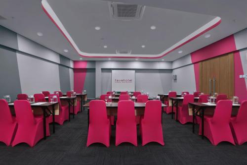 Meeting room / ballrooms, favehotel Ketapang in Ketapang