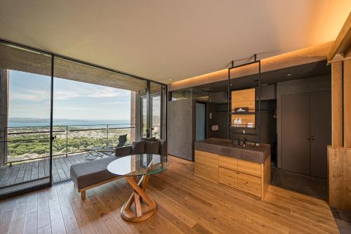 Deluxe Twin with Semi Open-Air Bath, 47 sqm, Non-Smoking