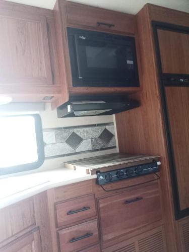 Jayco Redhawk Class C Motorhome Sleeps 6 in El Cerrito (CA)