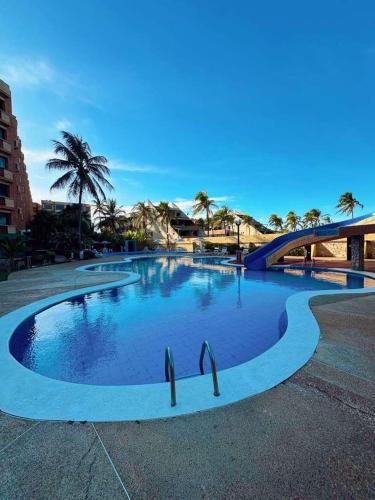 Apartamento Smart de Lujo con vistas panoramicas al mar in Tucacas