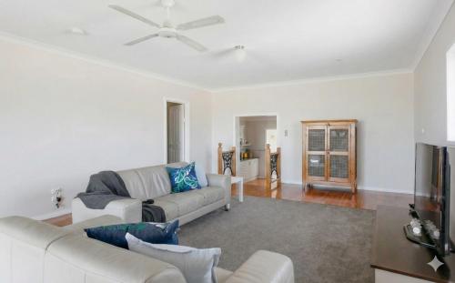 Iekārtas, Mundoo Waters - Tranquil Waterfront Haven with Jetty in Hindmarsh Island sala