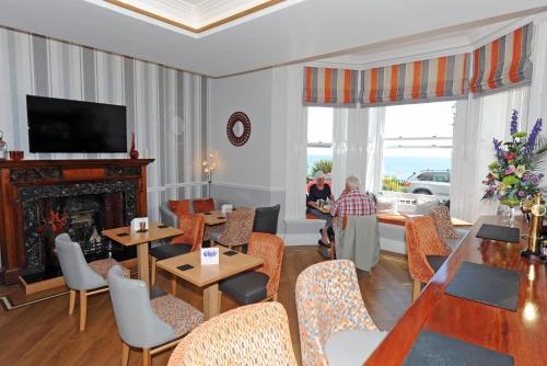 Bar/lounge, Atlantic Hotel in Tenby