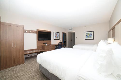 Holiday Inn Express Naperville by IHG in Naperville, USA
