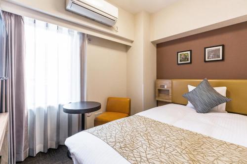 Standard Single Room - Non-Smoking - House Keeping is Optional with Additional Cost