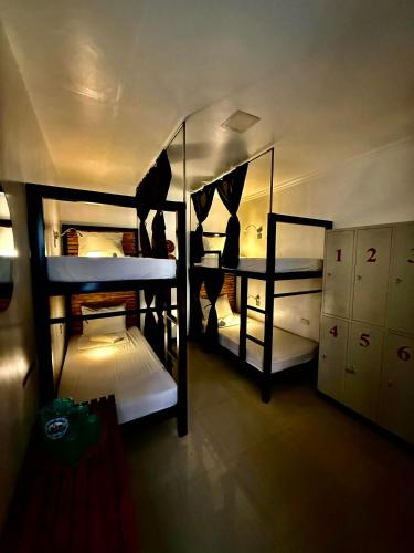 Bakawan Hostel - Palawan