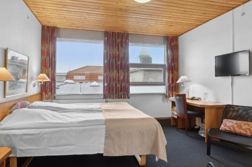 1 twin bed