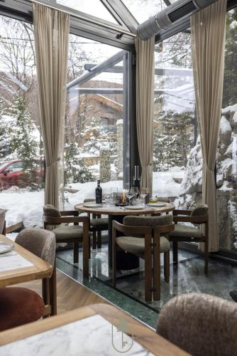 ห้องอาหาร, Pine Hotel & Spa Brezovice in เปรวัลเล