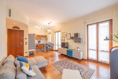 Elegance on the Hill - 800m to downtown