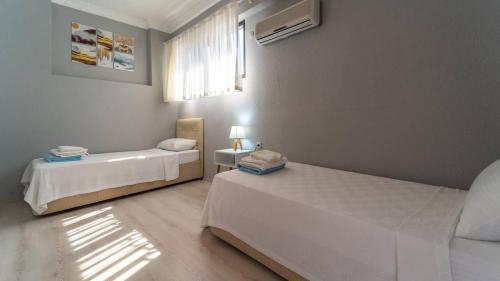 Kalkan 3 bedroom Villa within walking distance to the town - image 4