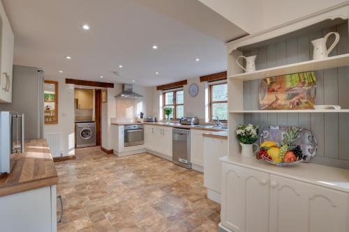 3 Bed in South Molton oc-millba