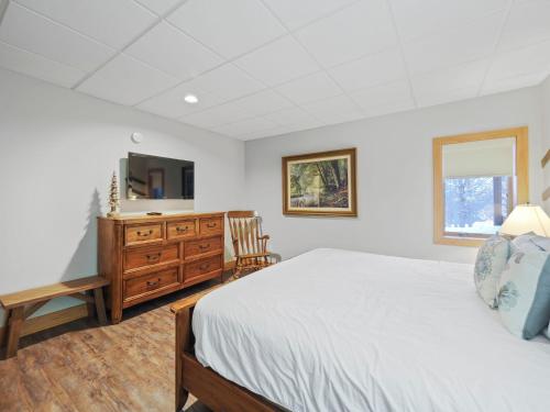 692 Disciples Village Condo - image 7