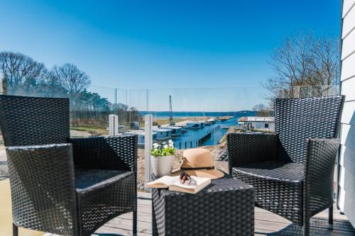Altan/terrasse, Marina Martinshafen - Lotsenhaus in Sagard