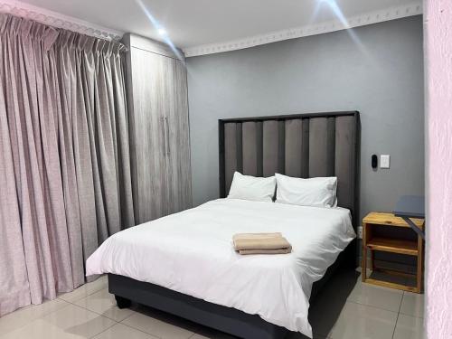 MoyMoy Lifestyle Lodge in Balule Game Reserve