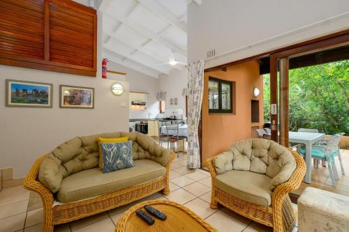 San Lameer Villa 2911 - 2 Bedroom Standard - 4 Pax - San Lameer Rental Agency – khách sạn tại Southbroom