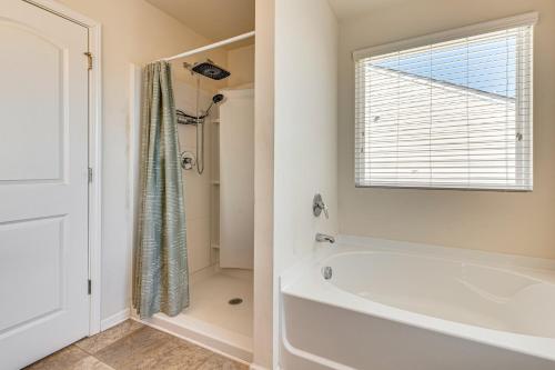 Guest House Haven with Gazebo in Fayetteville (GA)