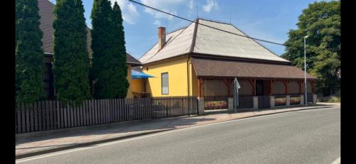 Viesnīcas āriene, UbytkoMácháč (UbytkoMachac) in Doksy
