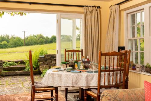 Їжа та напої, Alltybrain Farm Cottages and B&B in Брекон