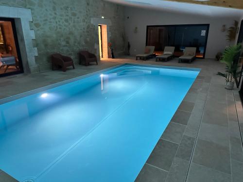 Domaine du lion rouge Piscine et Spa - La Neuville-en-Beine