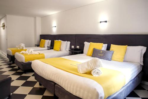 room detail thumbnail 0