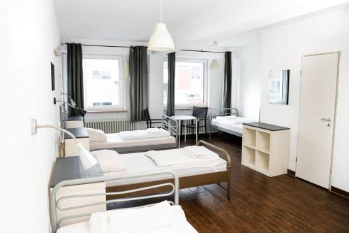 สเตชั่น โฮสเทล GmbH & Co. KG (Station Hostel GmbH & Co. KG) in โคโลญจน์