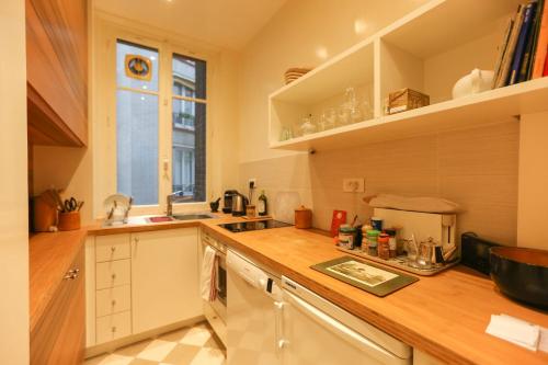 T2 apartment on the banks of the Seine - image 3