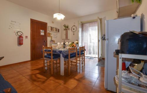 Beautiful Apartment In Mascali With Wifi