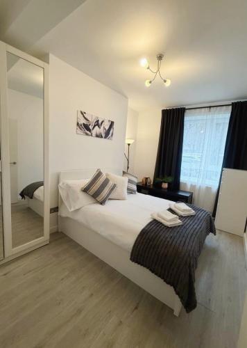Modern 2BR Flat - Walk to London Bridge & Borough Market, Лондон
