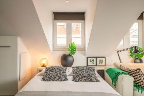 Stylish Penthouse Studio w Terrace by Porta85 - image 3