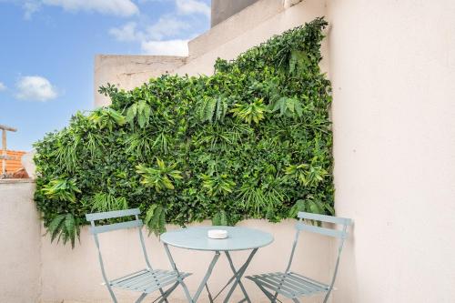 Stylish Penthouse Studio w Terrace by Porta85 - image 4