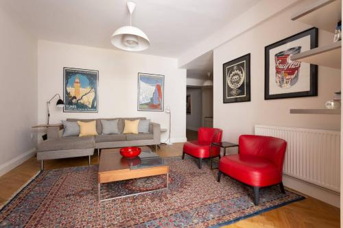 Ossington Street by onefinestay - image 5