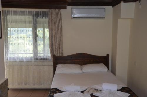 Santa Roza Hotel