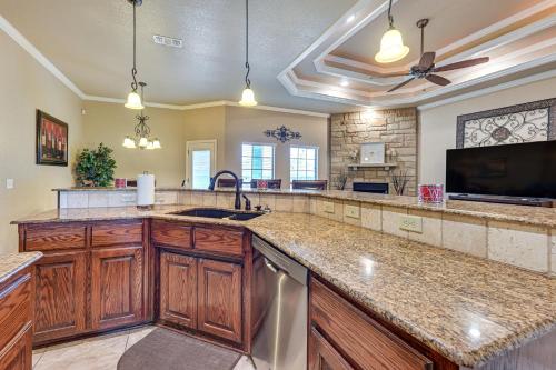 Work-Ready Near Ft Hood & Seton Med | Patio/Grill in Harker Heights (TX)