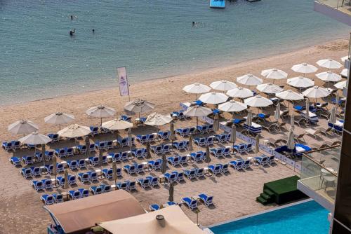Palm Jumeirah Luxury Direct Beach Access and Views - image 12