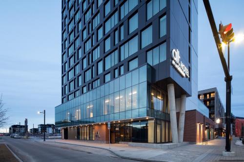 Alt Hotel Calgary University District - Calgary