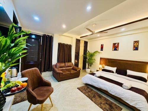 Hotel Oxygen Crown-Couple Friendly-Noida Sector 19