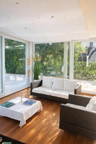 Kert, Residence Alexandra Stay in Colombare