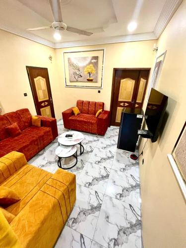 2 bedroom villa living room in Zad behind super NACO - image 4