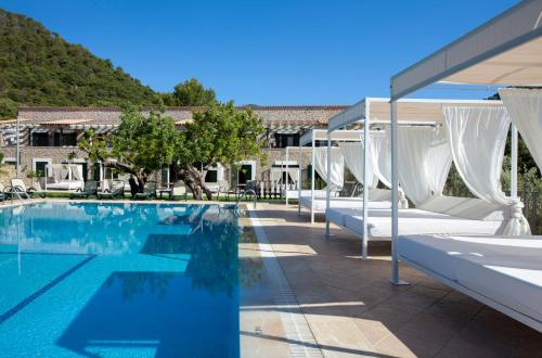 Finca Binibona Parc Natural - 수영장