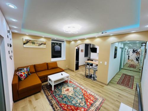 Luxury apartment VIENNA Airport Free PARKING in Schwechat