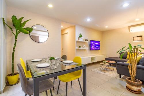 Hidden gem with AC balcony in trendy Roma Norte