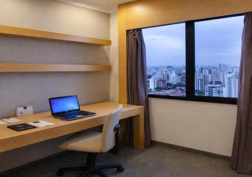 room detail thumbnail 2