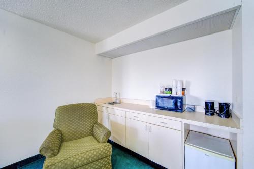 Amerihost Inn & Suites - Mexico - image 11