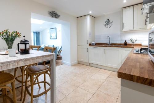 Iekārtas, 3 Bed in Appledore oc-rockro in Northema