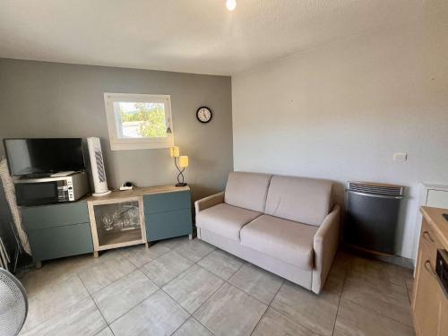 CA830-201 APPARTEMENT 2 PIÈCES POUR 4 Personnes CAVALAIRE sur mer - image 3
