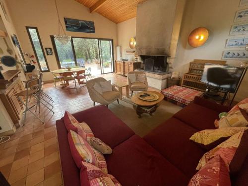 Grande maison de famille à 100m du lac
