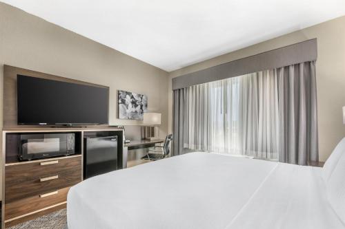 Best Western Plus Parkside Inn & Suites - image 10