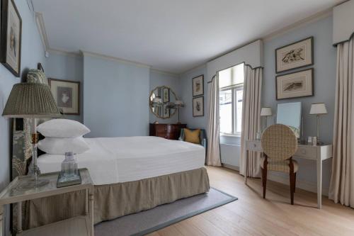 Burton Mews by onefinestay - image 8