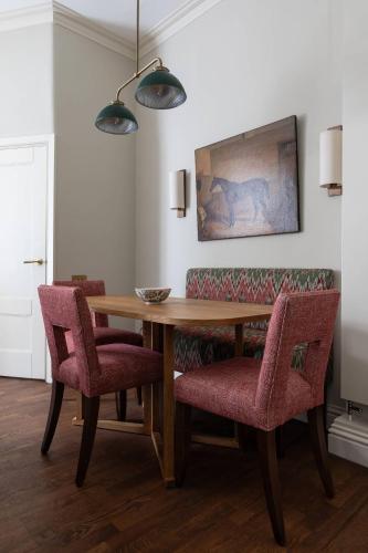 Burton Mews by onefinestay - image 10